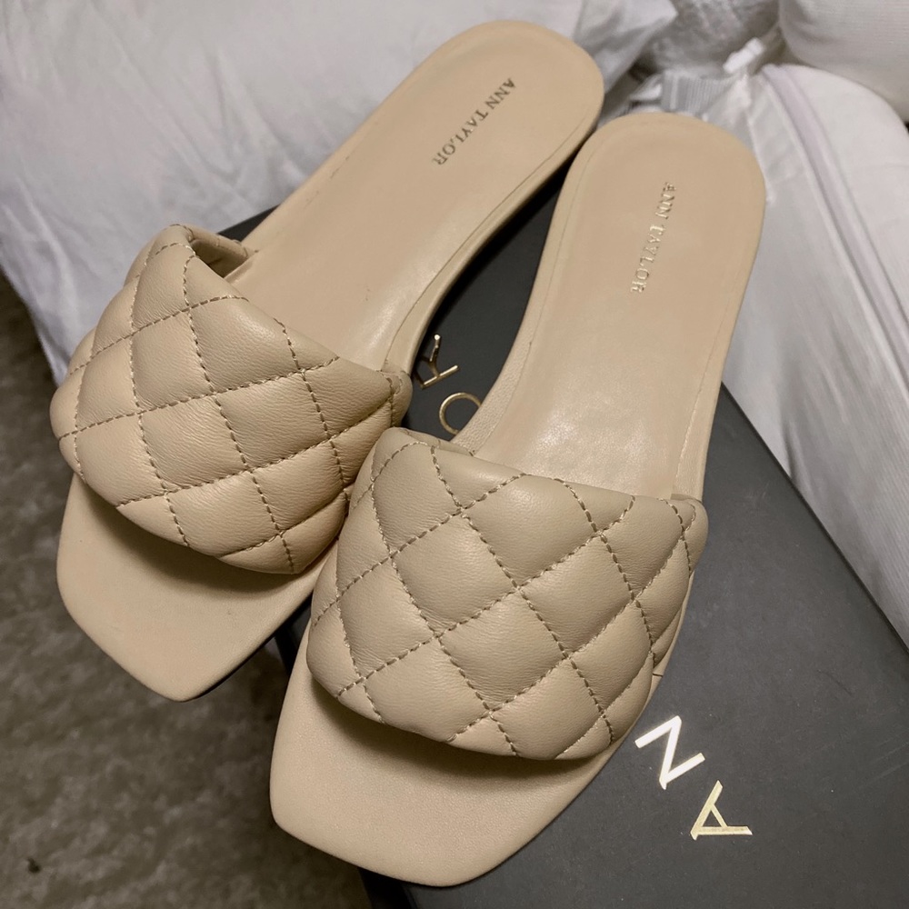 Leather Flat Slide Sandals Ann Taylor NEVER USED